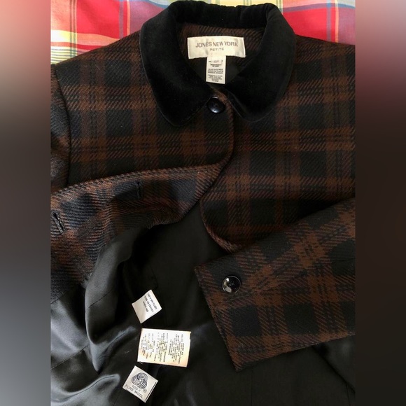 Excellent Condition Jones New York Blazer Sz Petite 6P - Picture 4 of 4